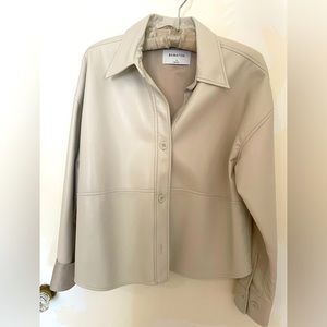 Aritzia babaton Pelli hip shirt